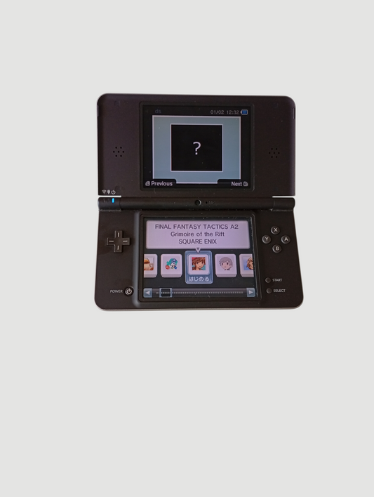 consola Nintendo DSi xl en caja liberada con micro sd 32 gb