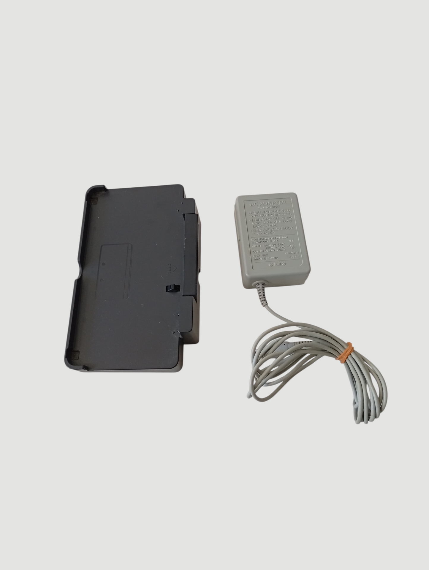 consola Nintendo 3DS old red en caja liberada con micro sd 64 gb