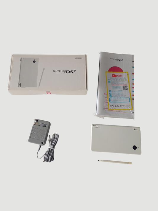 consola Nintendo DSi blanca en caja liberada con micro sd 32 gb