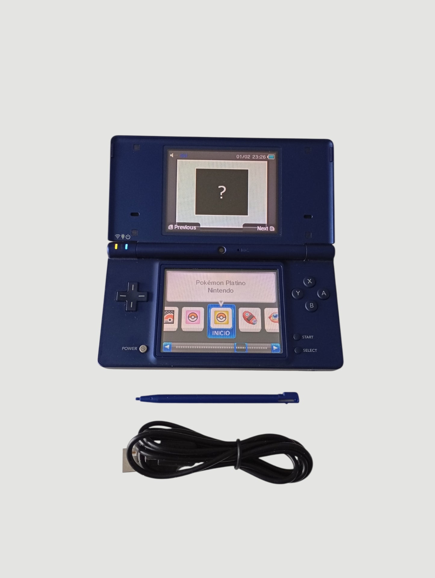 consola nintendo dsi azul metalizada liberada en micro sd 32 gb