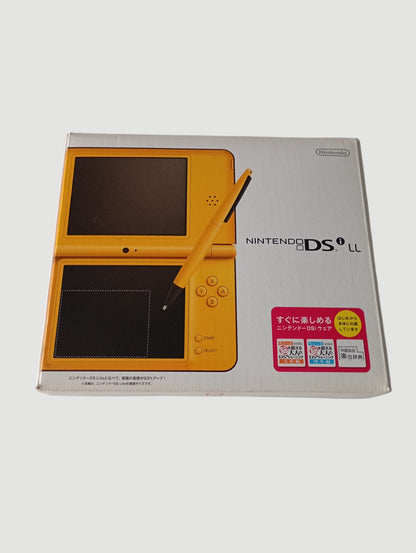 consola Nintendo DSi xl  en caja liberada con micro sd 32 gb