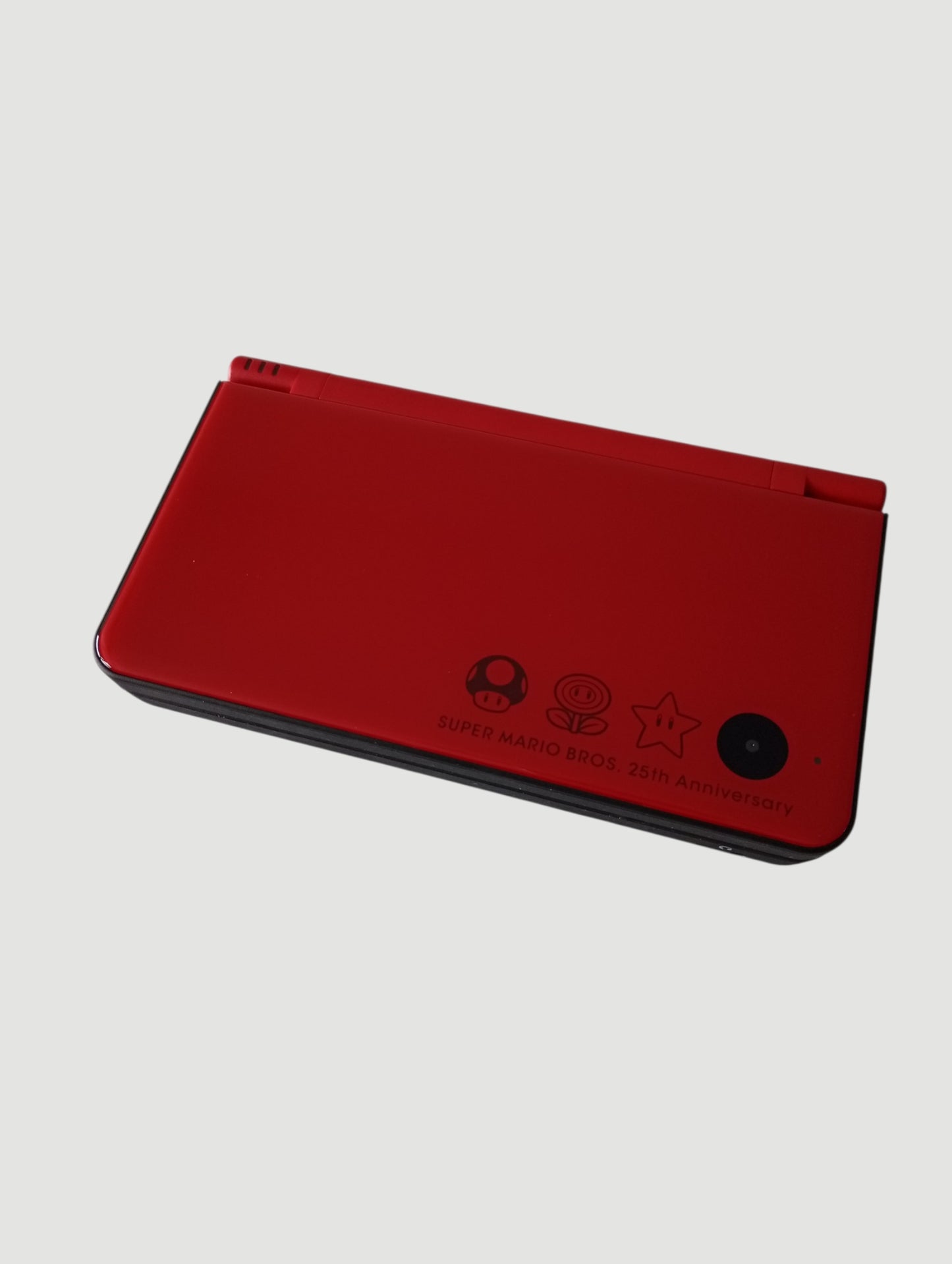 consola Nintendo DSi xl edicion especial 25 aniversario mario