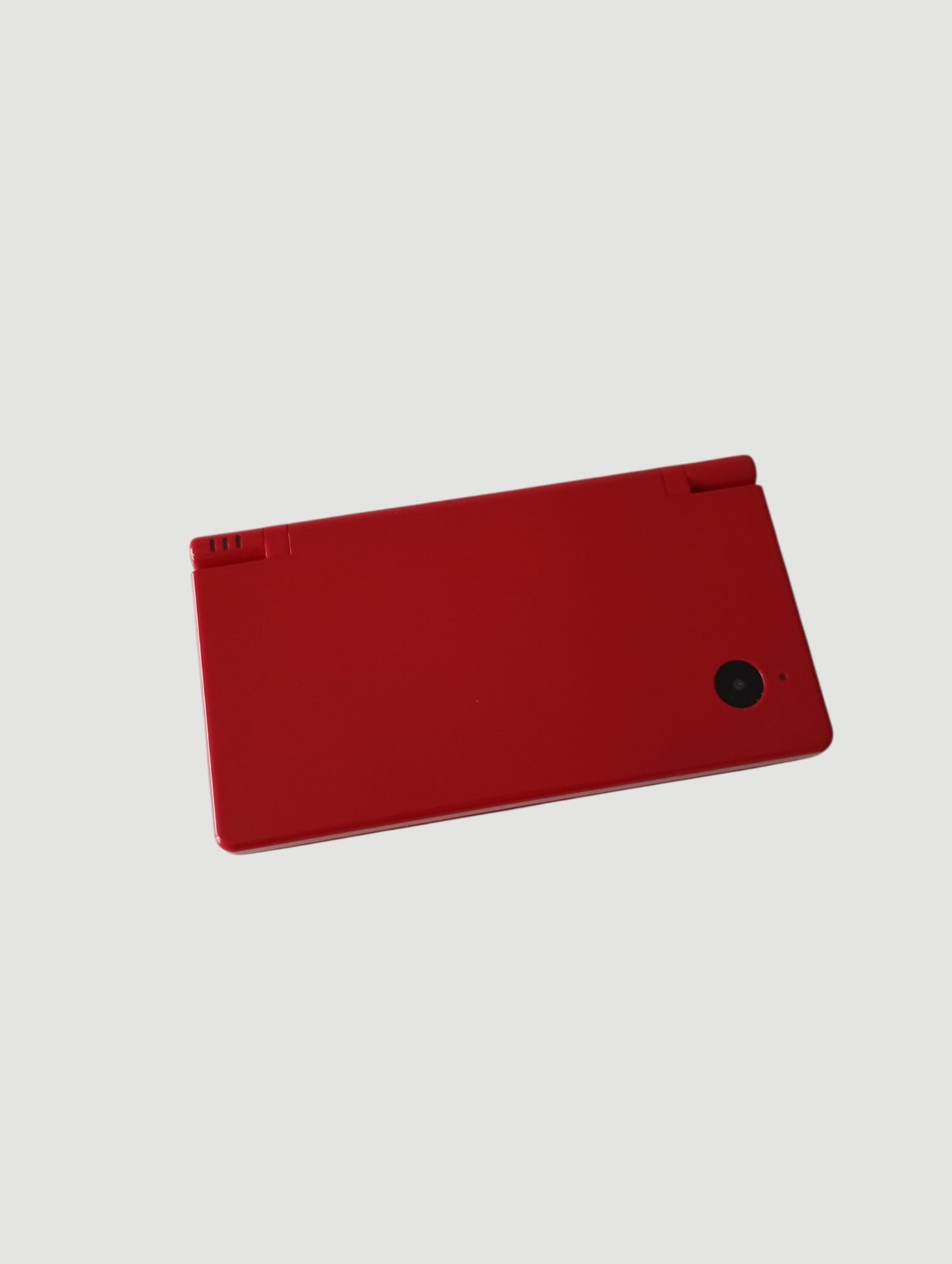 consola Nintendo DSi roja en caja liberada con micro sd 32 gb