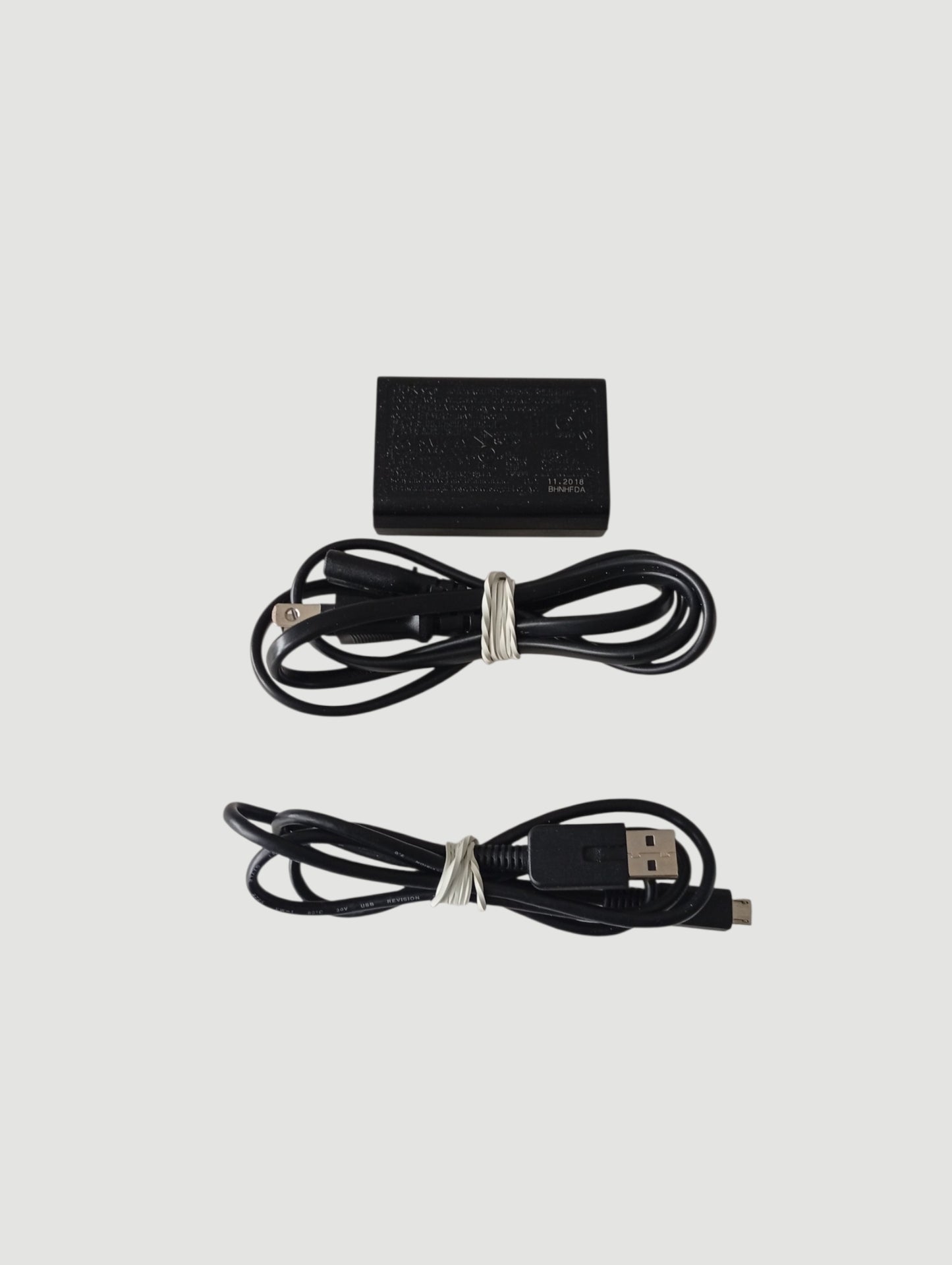 consola psvita black slim en caja cib liberada con micro sd 64 gb