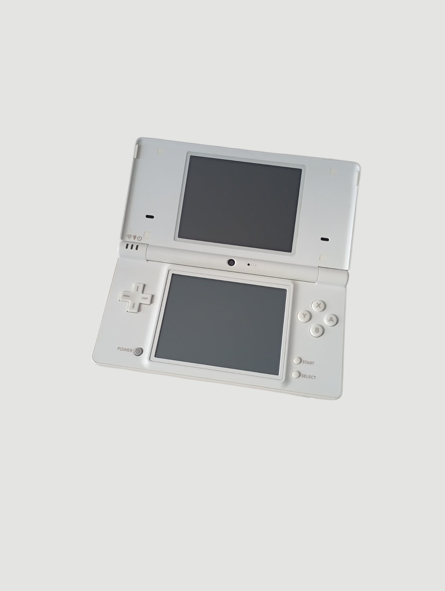 consola Nintendo DSi blanca en caja liberada con micro sd 32 gb