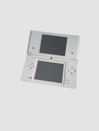 consola Nintendo DSi blanca en caja liberada con micro sd 32 gb