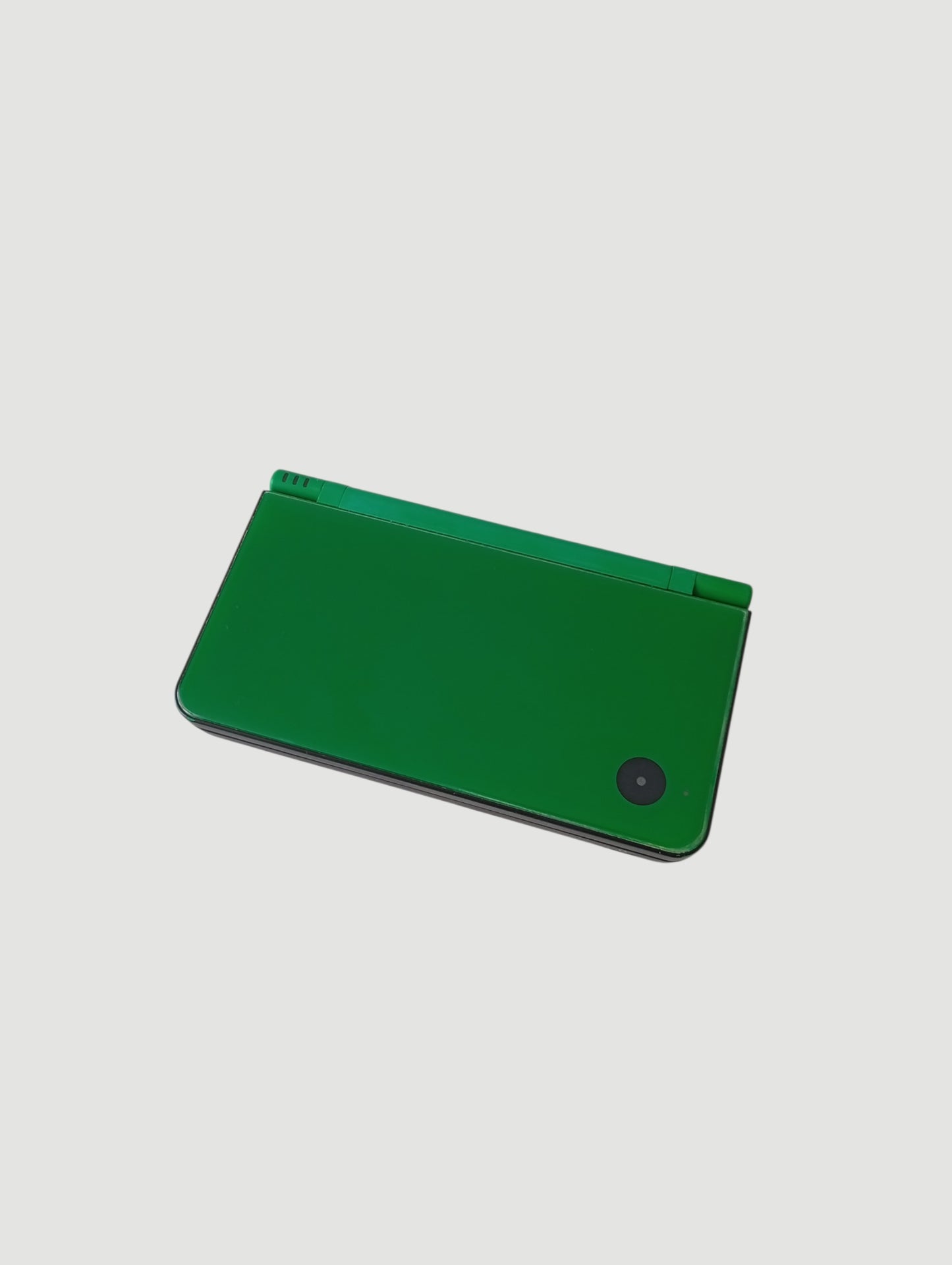 consola nintendo dsi xl verde liberada en micro sd 32 gb