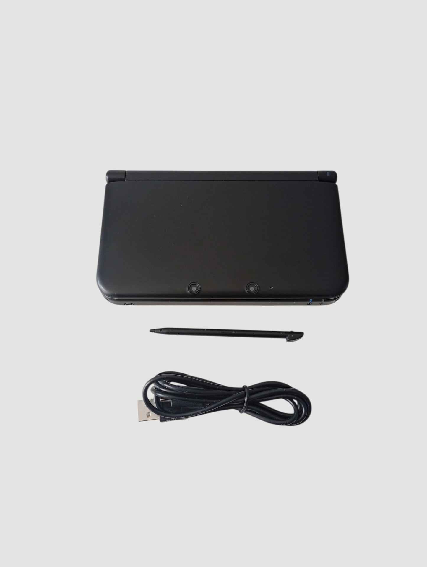 consola Nintendo 3DS old xl liberada en micro sd 32 gb
