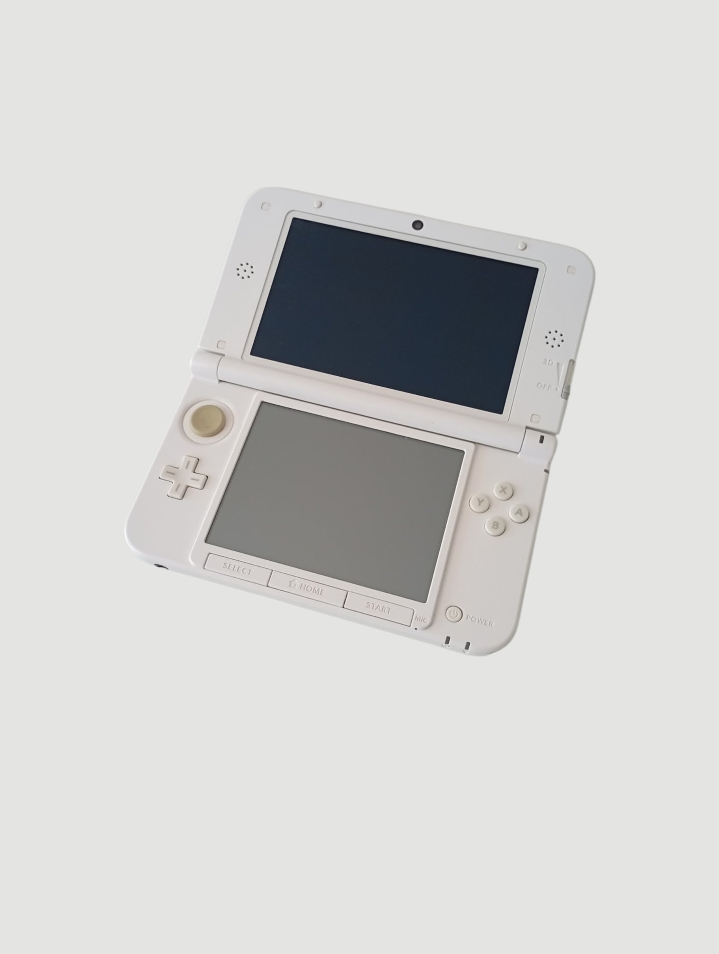 consola Nintendo 3DS old xl menta liberada en micro sd 32 gb