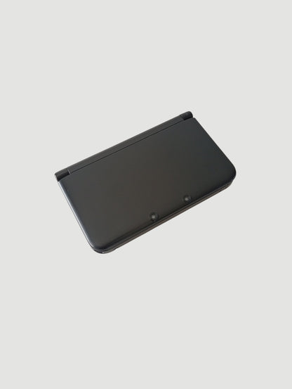 consola Nintendo 3DS old xl negra liberada en micro sd 32 gb