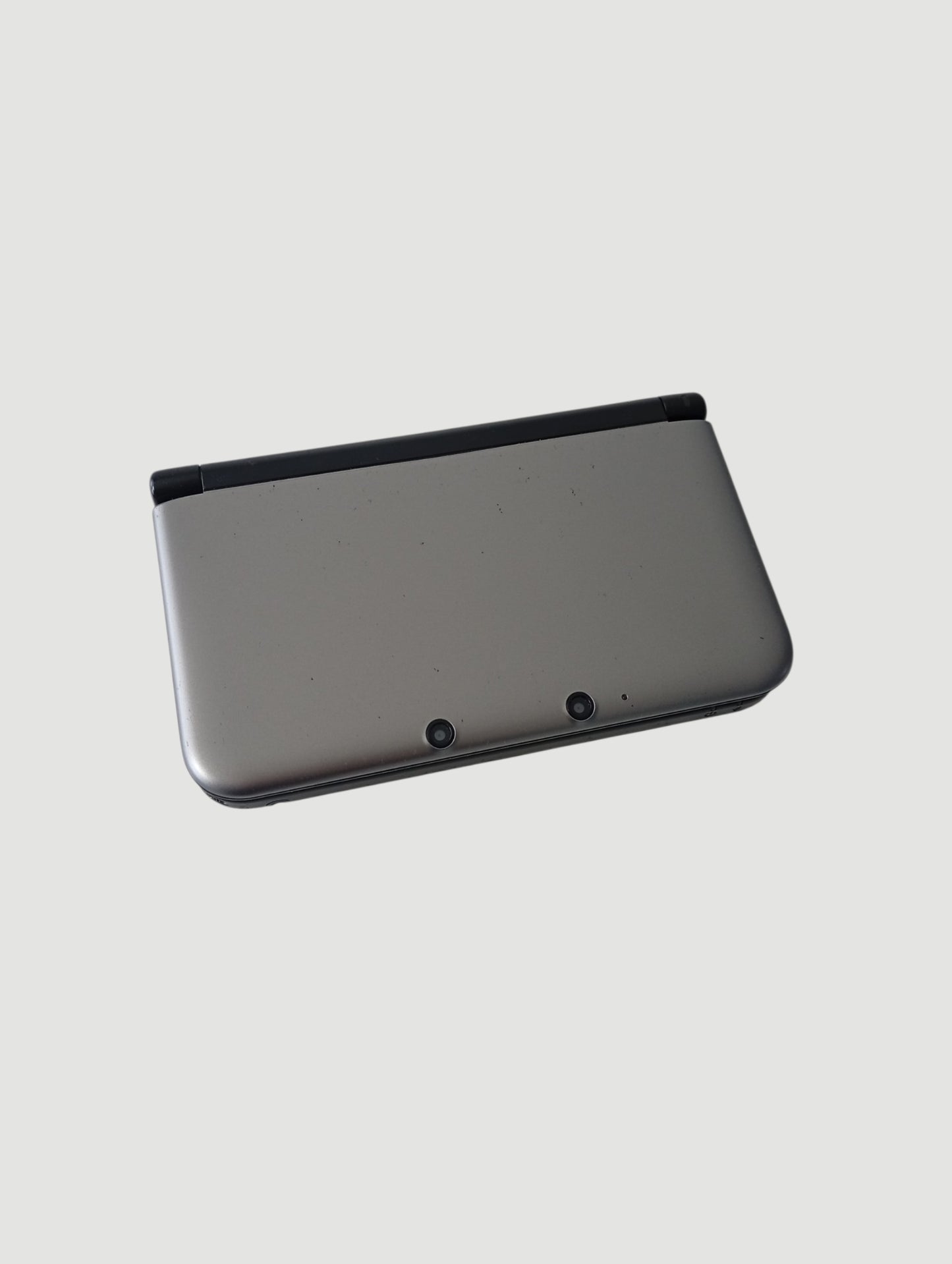 consola Nintendo 3DS old xl gray en caja liberada en micro sd 32 gb