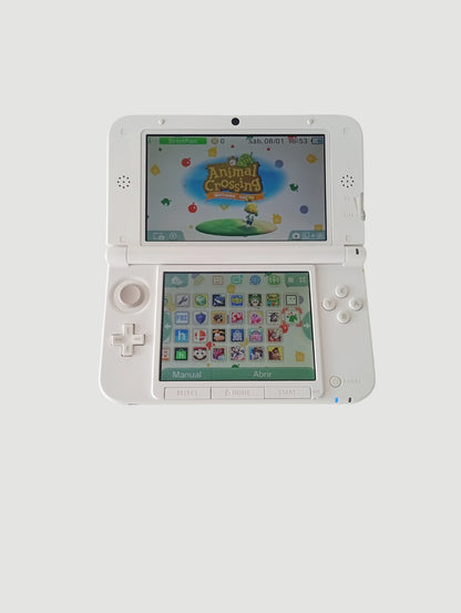 consola Nintendo 3DS old xl edicion especial animal crossing liberada en micro sd 32 gb