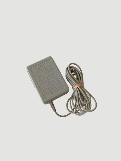 consola Nintendo DSi limon en caja liberada con micro sd 32 gb