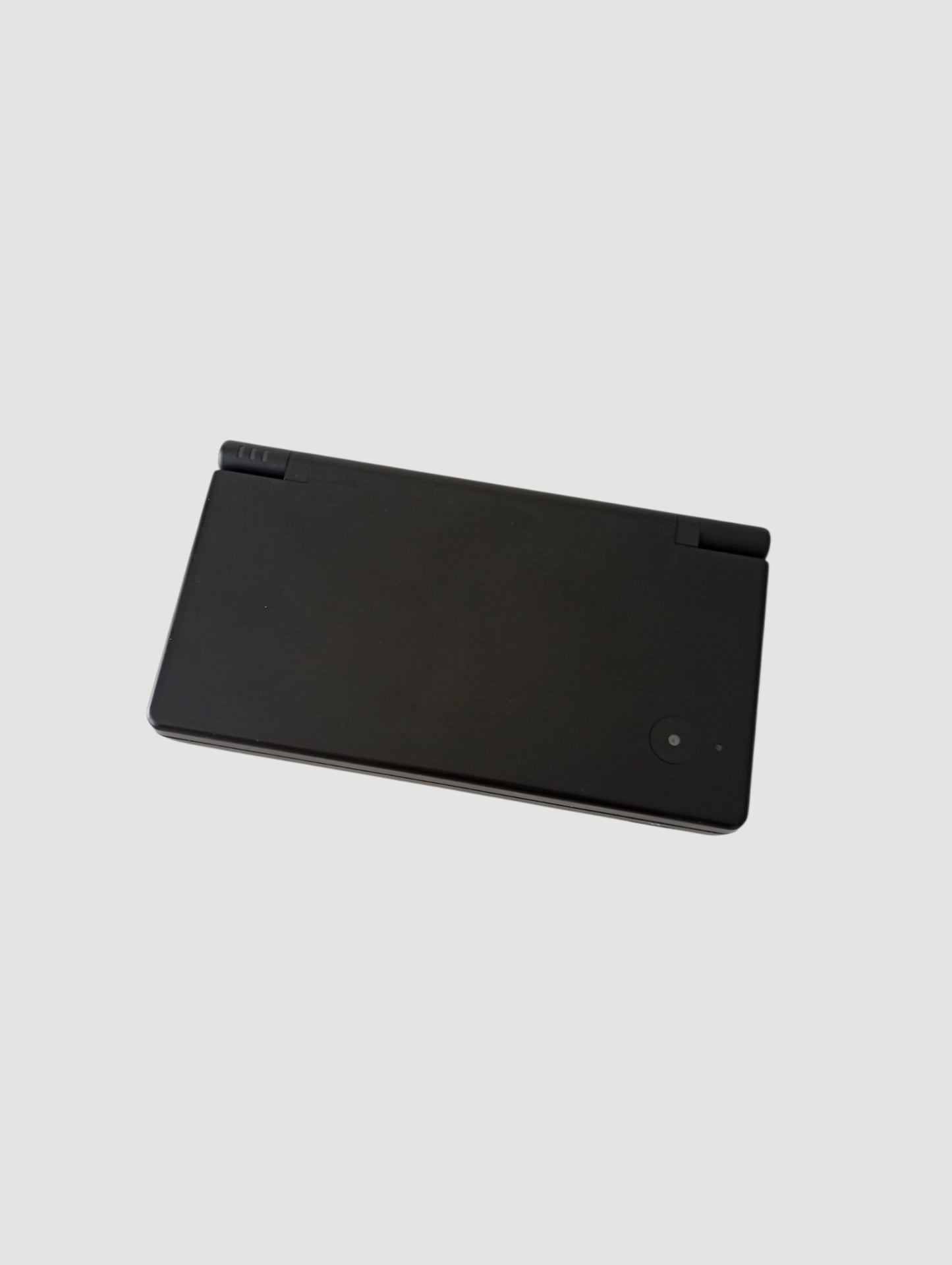 consola Nintendo DSi negra en caja liberada con micro sd 32 gb