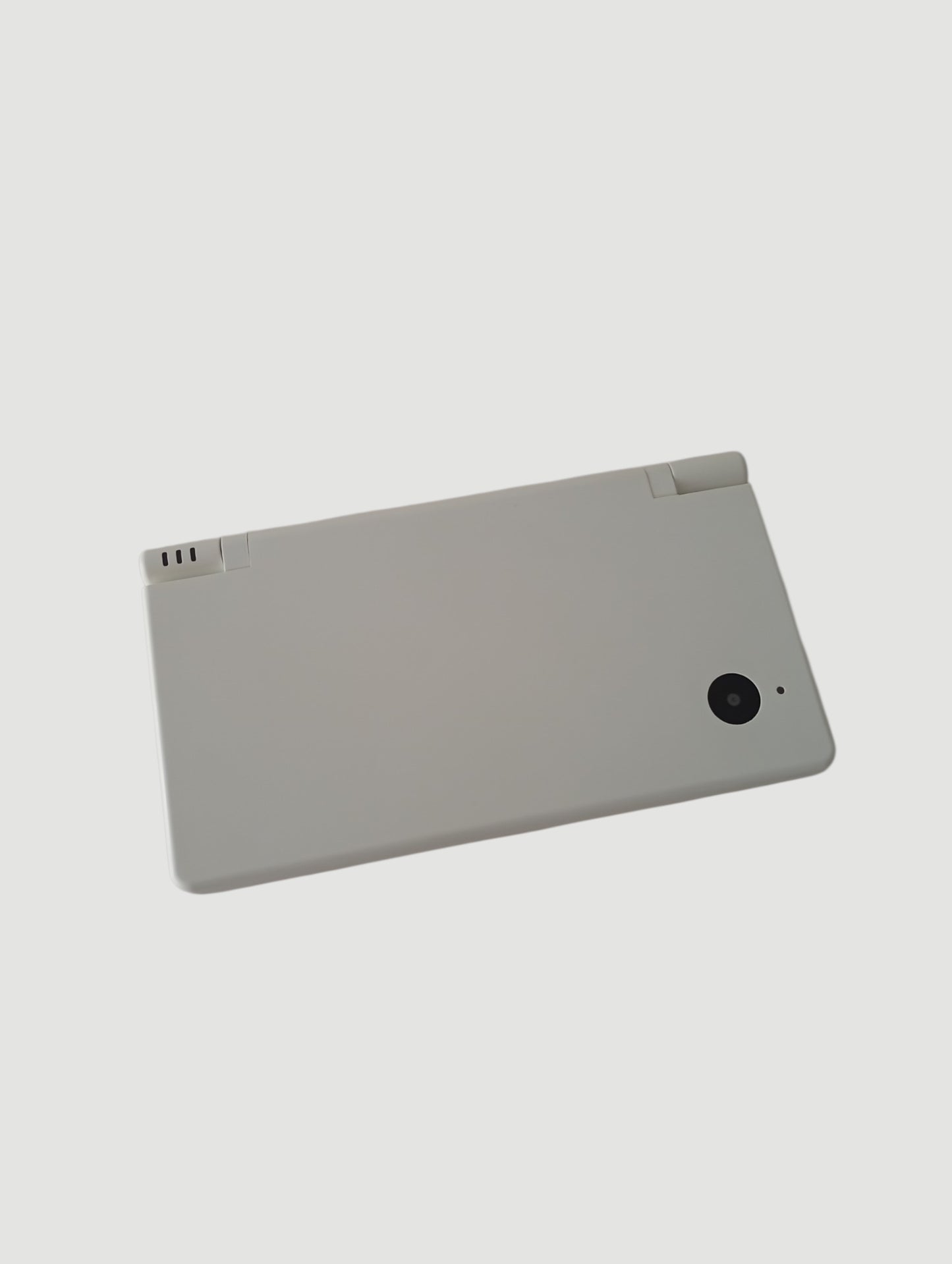 consola nintendo dsi blanca liberad en micro sd 32 gb