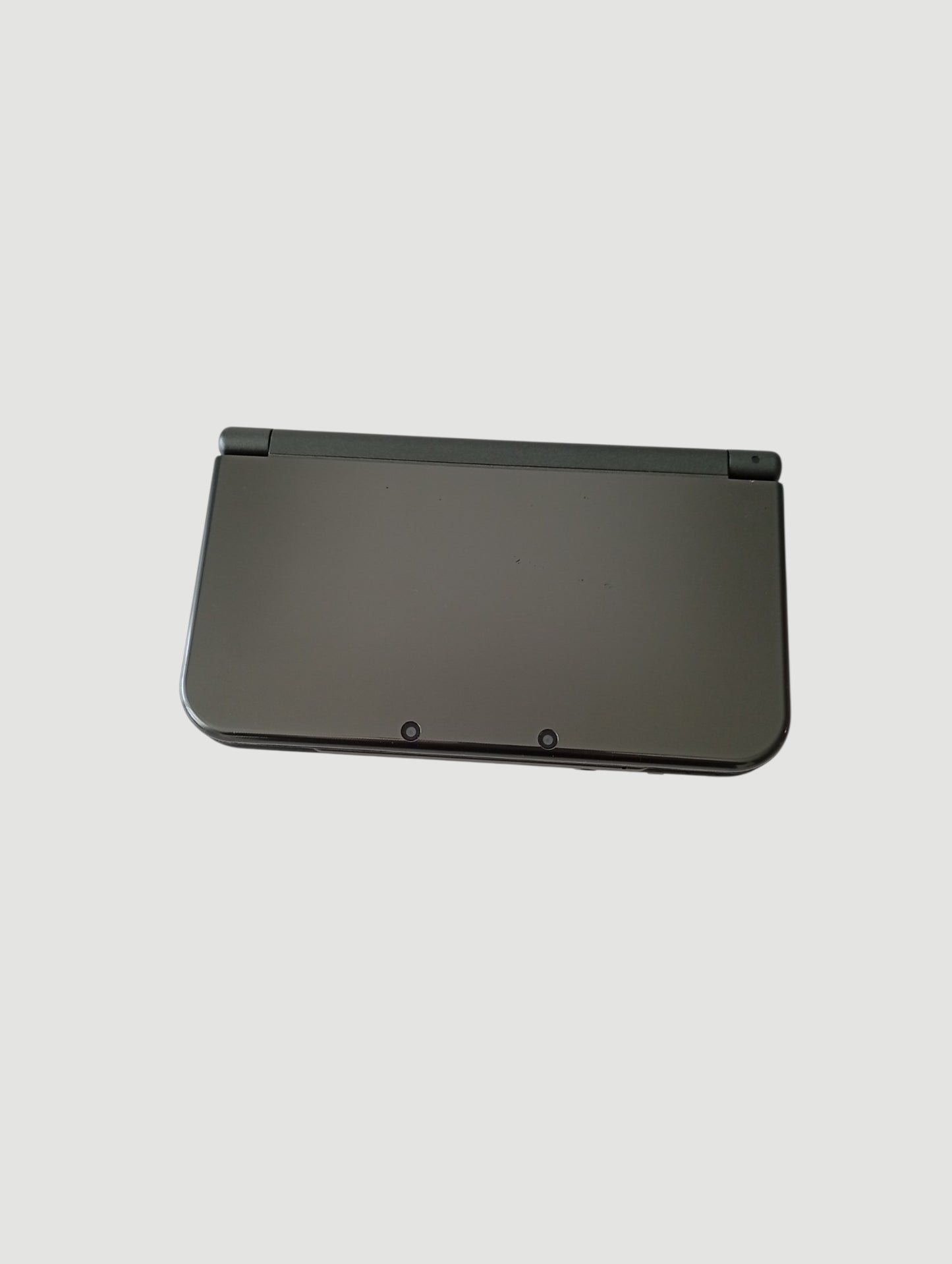 consola Nintendo  new 3ds xl metallic black en caja liberada con micro sd 32 gb