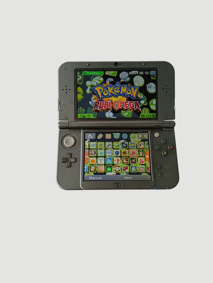consola Nintendo  new 3ds xl metallic black en caja liberada con micro sd 32 gb