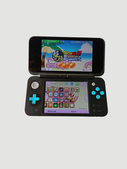 consola Nintendo  new 2ds xl  en caja liberada con micro sd 32 gb