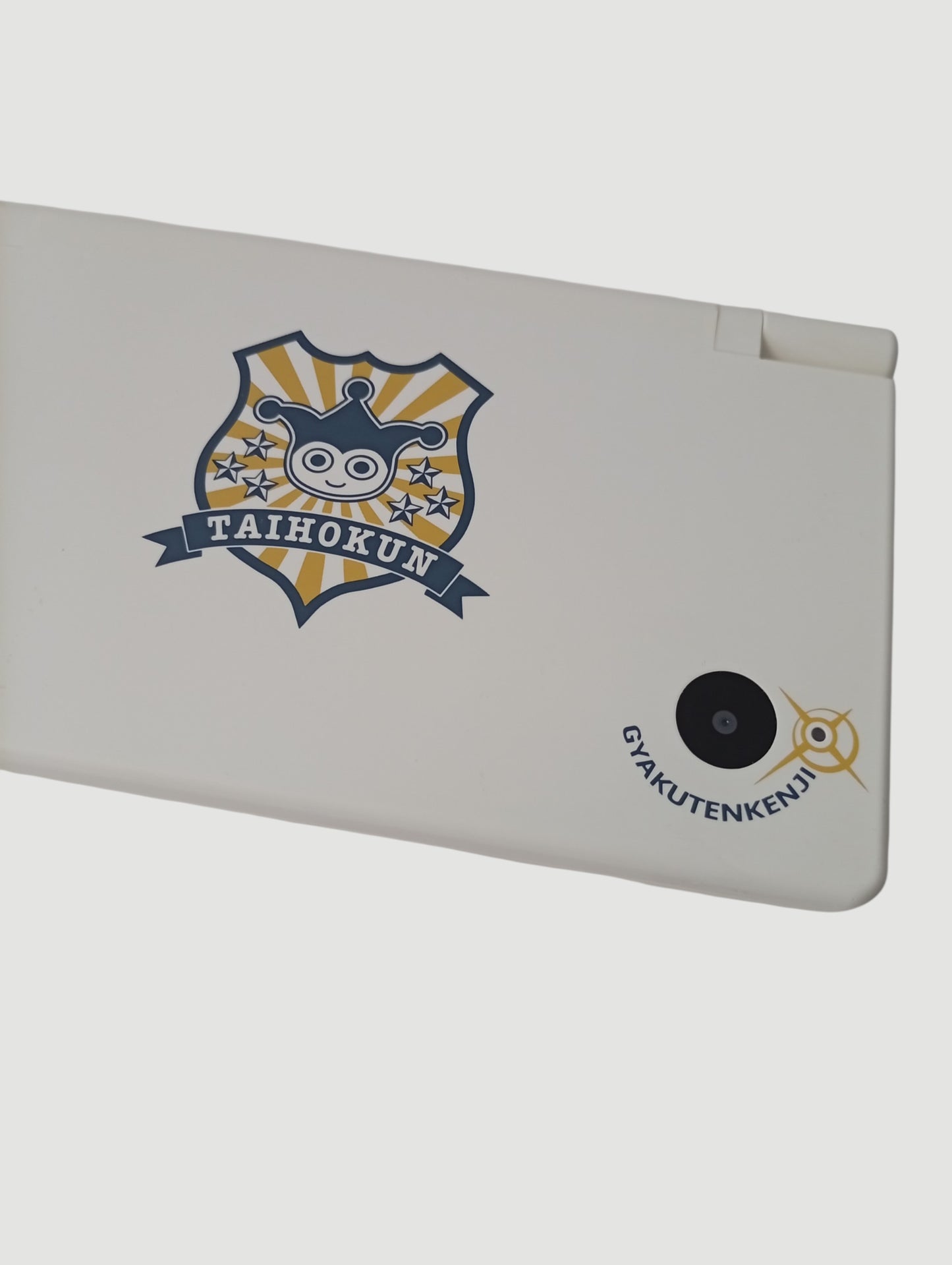 consola nintendo dsi edicion especial Gyakuten Kenji PREMIUM EDITION Ace Attorney Investigations