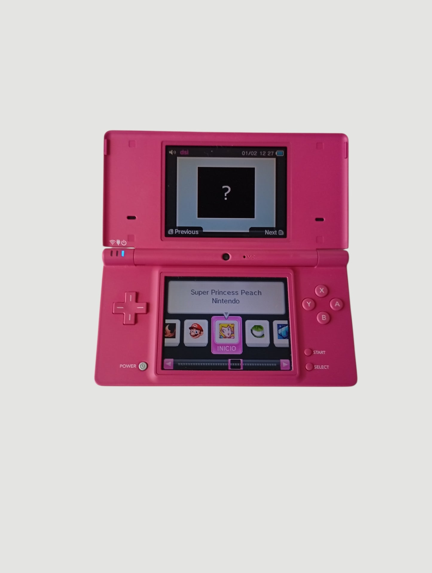 consola Nintendo DSi  fucsia en caja liberada con micro sd 32 gb