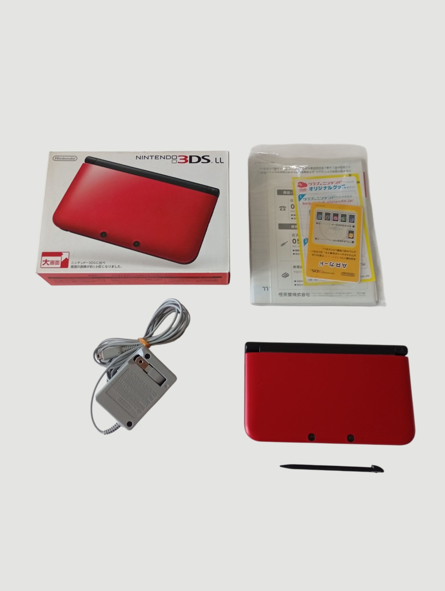 consola Nintendo 3DS old xl red en caja liberada en micro sd 32 gb