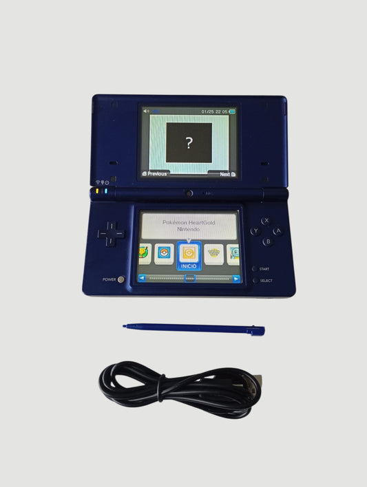 consola nintendo dsi azul metalizada liberada en micro sd 32 gb