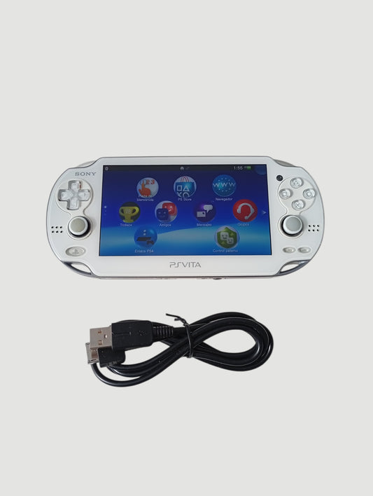 consola psvita fat white  liberada con micro sd 32 gb