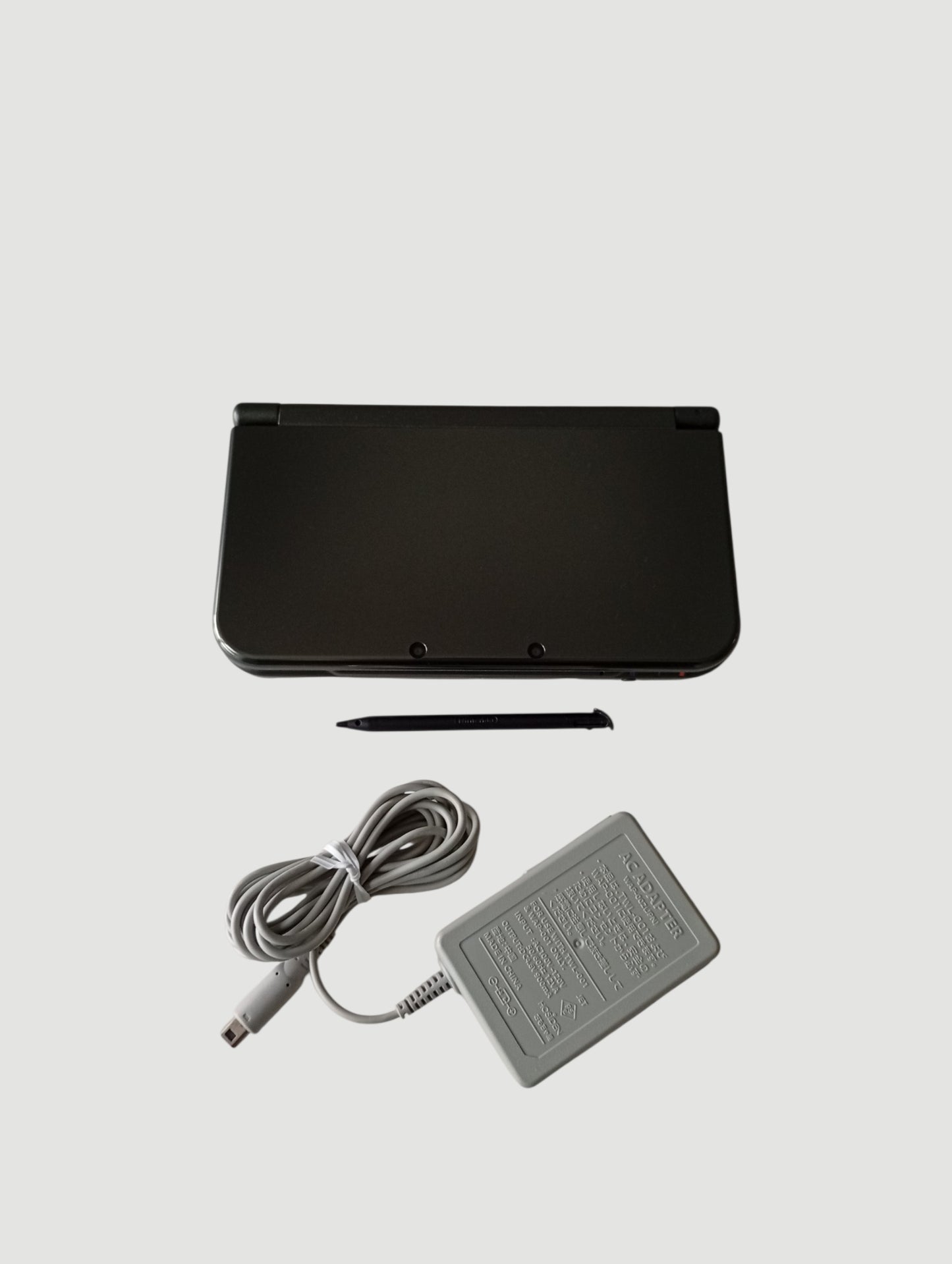 consola new 3ds xl black metallic liberada en micro sd 32 gb