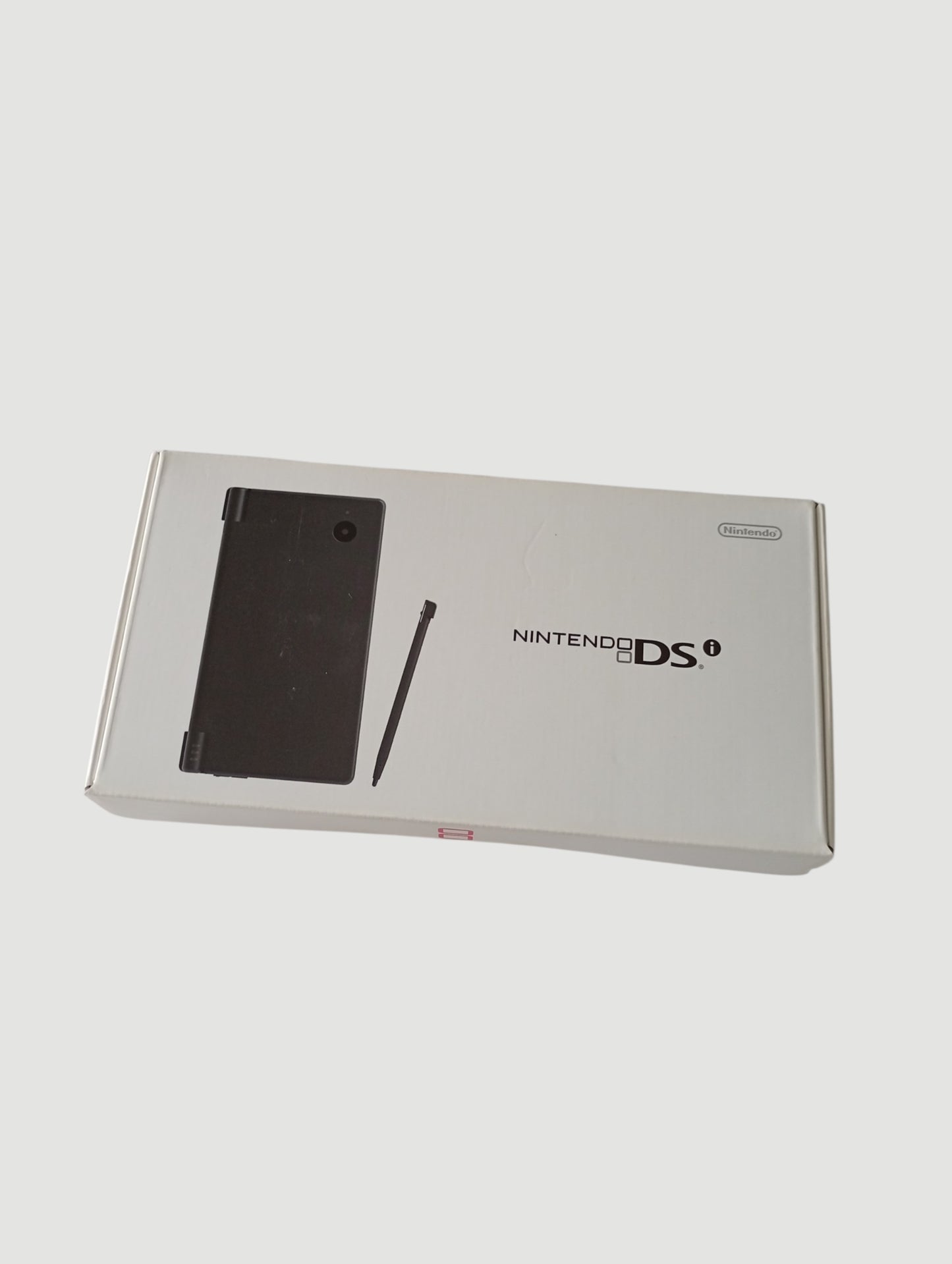 consola Nintendo DSi  negra en caja liberada con micro sd 32 gb