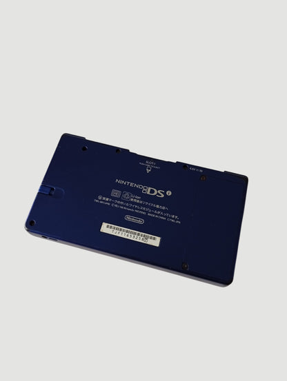 consola nintendo dsi azul metalizada liberada en micro sd 32 gb
