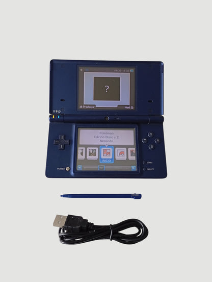 consola nintendo dsi azul metalizada liberada en micro sd 32 gb