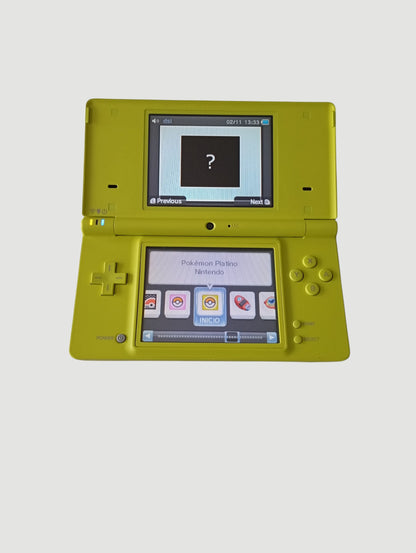 consola Nintendo DSi  limon en caja liberada con micro sd 32 gb