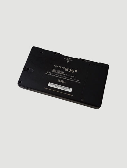 consola Nintendo DSi edicion especial pokemon negra