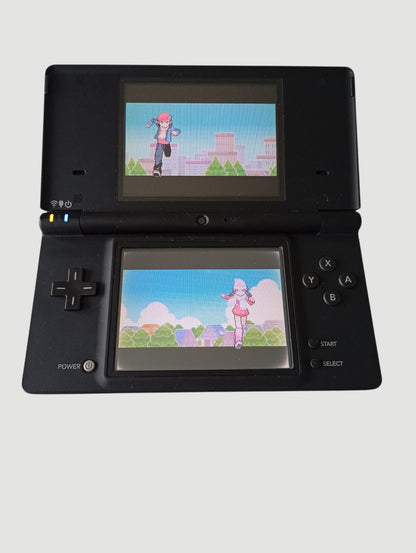 consola Nintendo DSi edicion especial pokemon negra