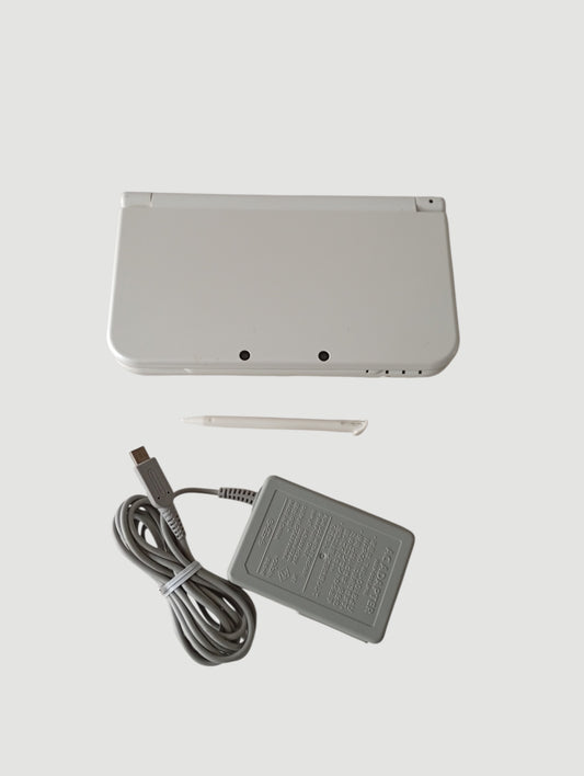 consola new 3ds xl white liberada en micro sd 32 gb