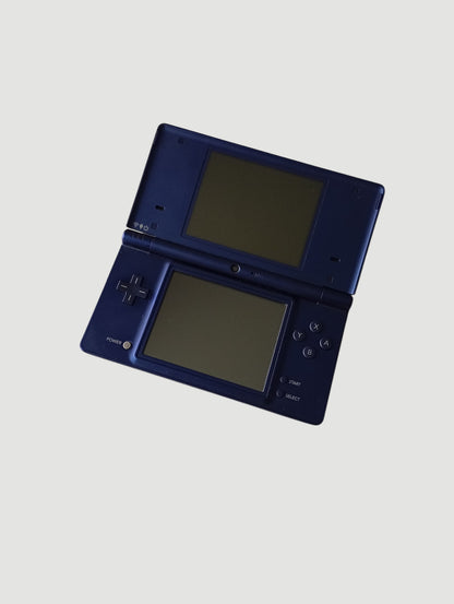 consola nintendo dsi azul metalizada liberada en micro sd 32 gb