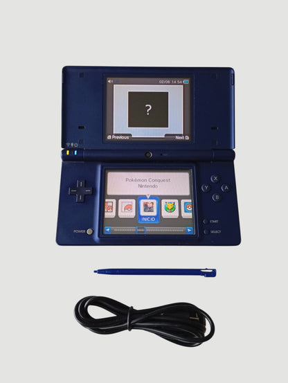 consola nintendo dsi azul metalizada liberada en micro sd 32 gb