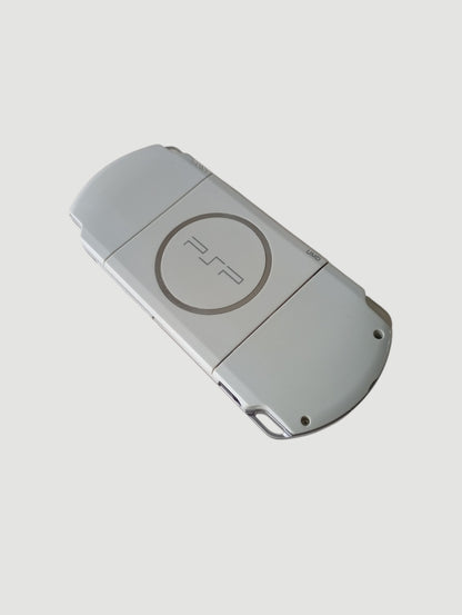 consola psp white modelo 3000 liberada con micro sd 32 gb