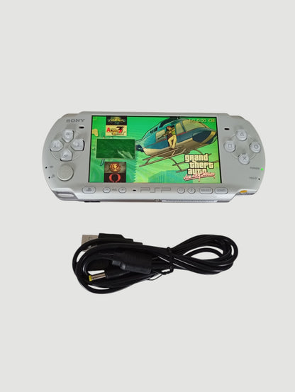 consola psp white modelo 3000 liberada con micro sd 32 gb