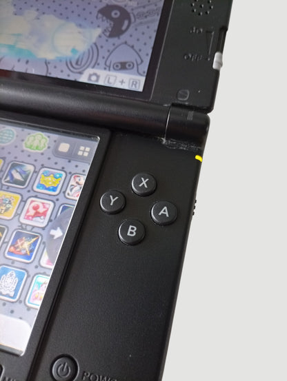 consola Nintendo 3DS old xl gris liberada en micro sd 32 gb
