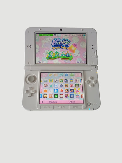consola Nintendo 3DS old xl mint en caja liberada en micro sd 32 gb