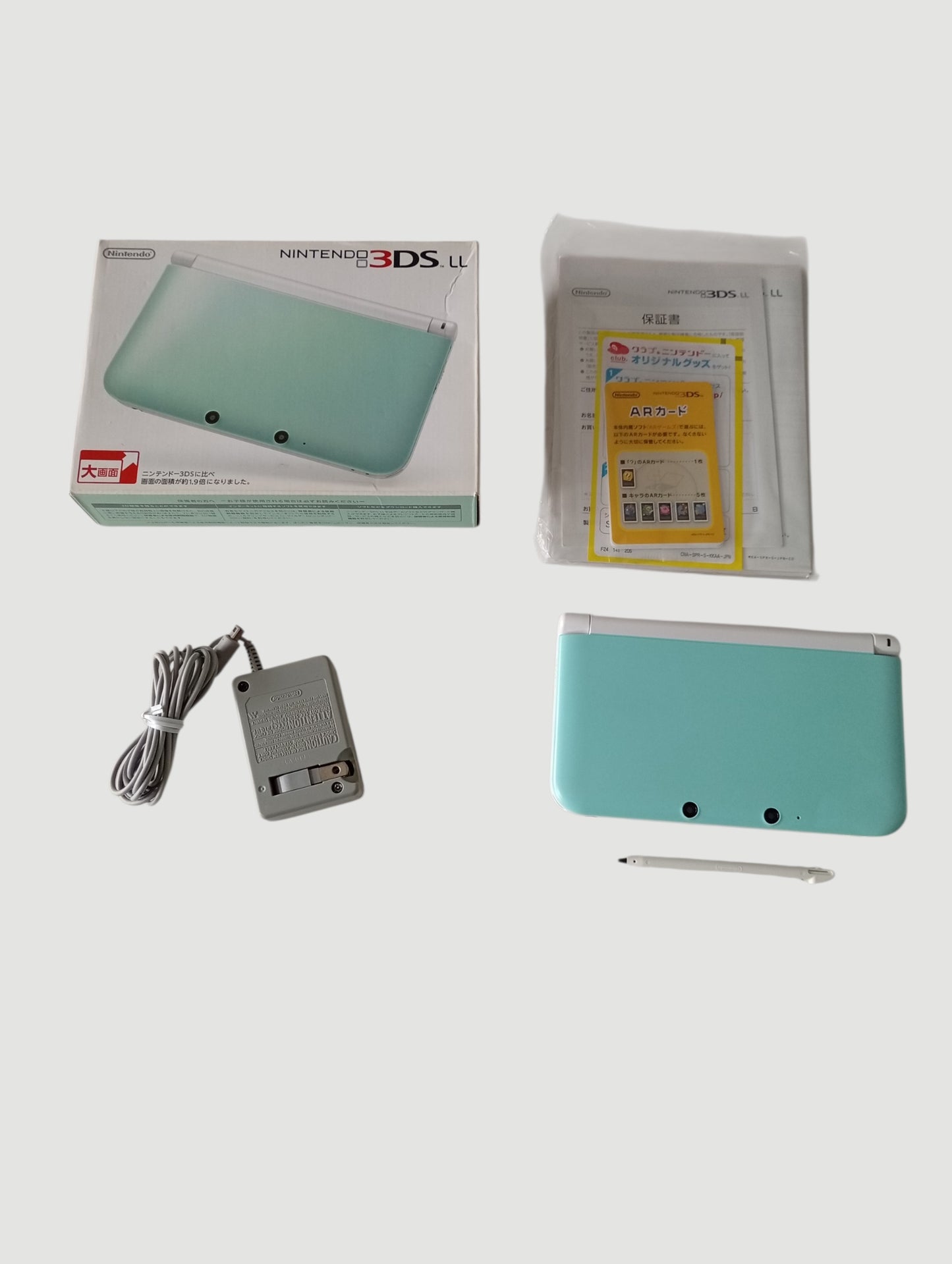 consola Nintendo 3DS old xl mint en caja liberada en micro sd 32 gb