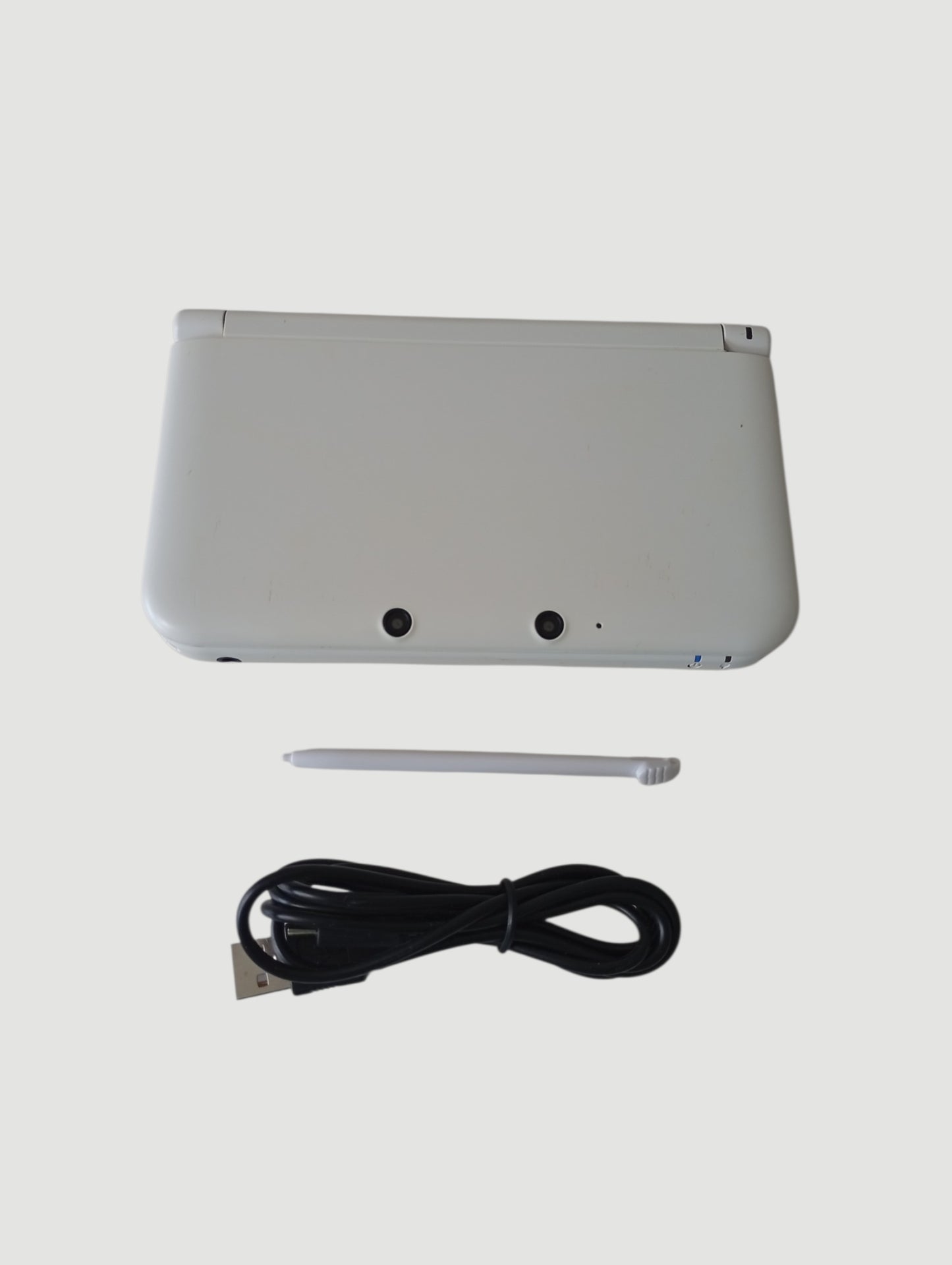 consola nintendo 3ds old xl white liberada en micro sd 32 gb