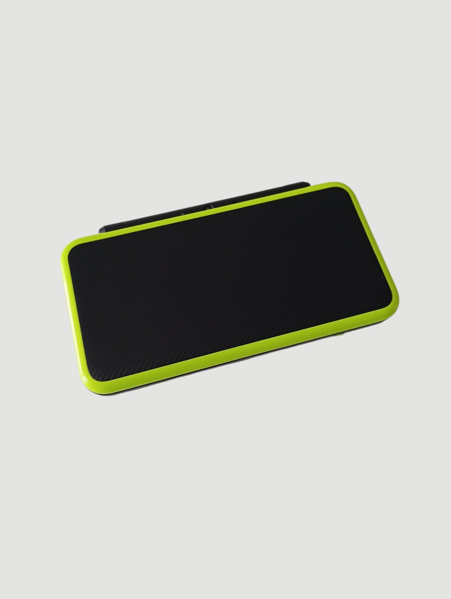 consola nintendo new 2ds xl liberada en micro sd 32 gb
