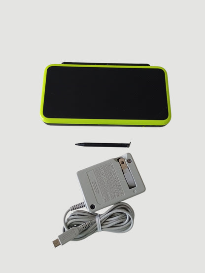 consola nintendo new 2ds xl liberada en micro sd 32 gb
