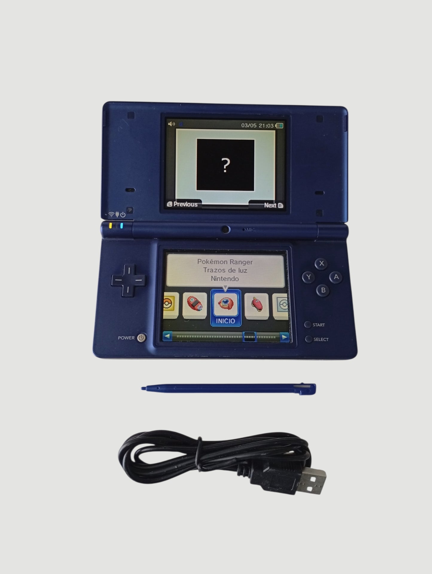 consola nintendo dsi azul metalizada liberada en micro sd 32 gb