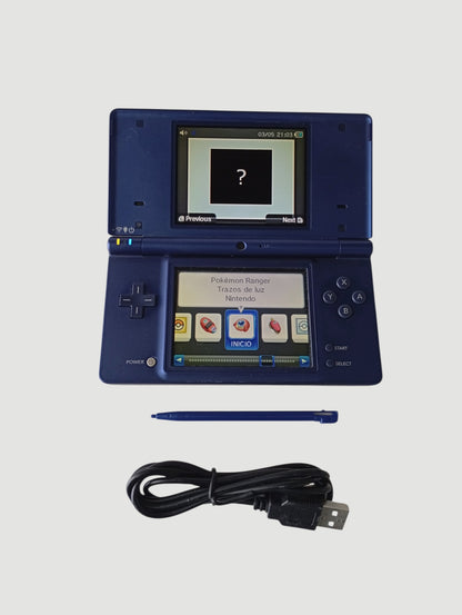 consola nintendo dsi azul metalizada liberada en micro sd 32 gb