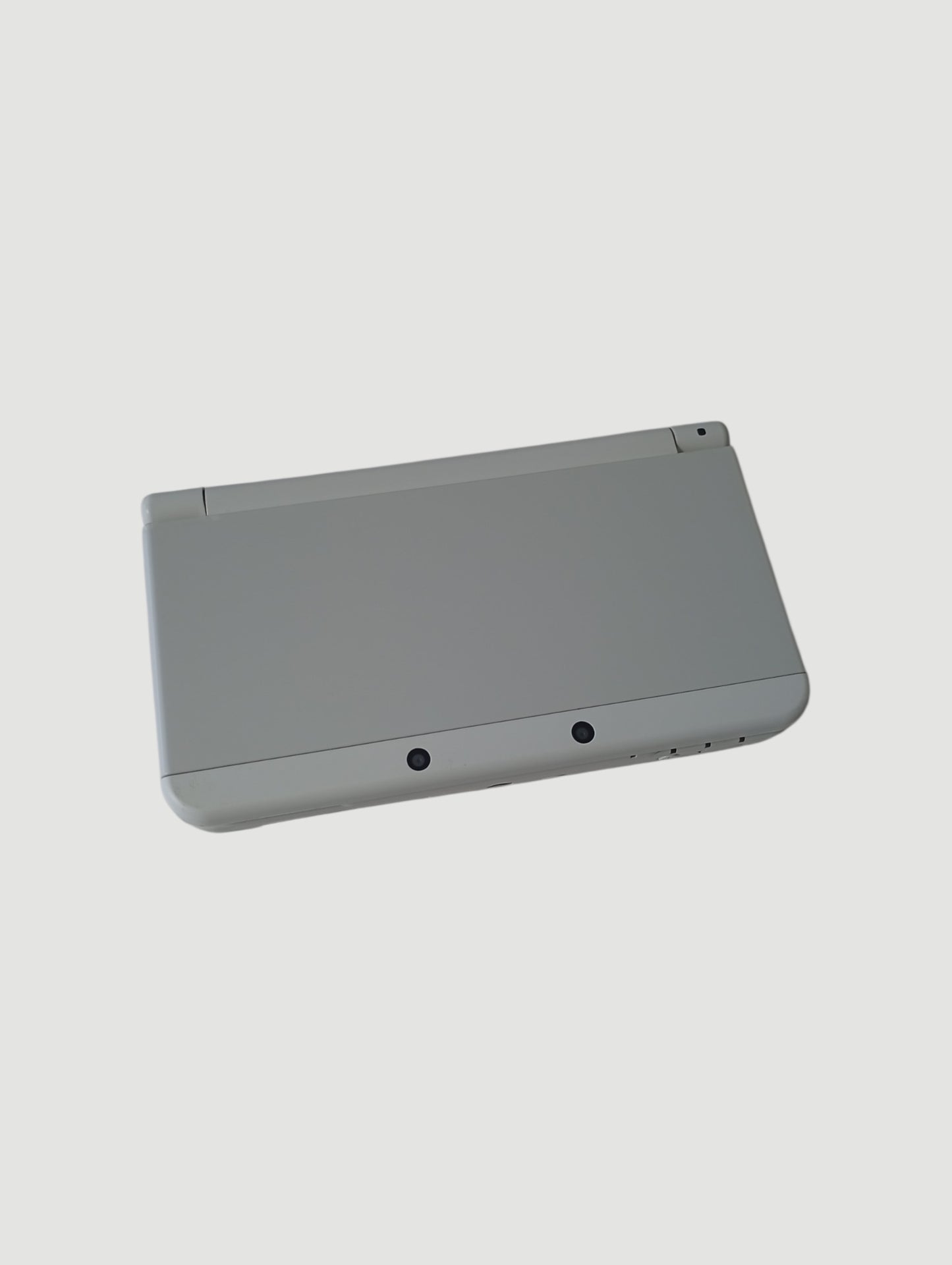 consola new 3ds white en caja liberada en micro sd 32 gb