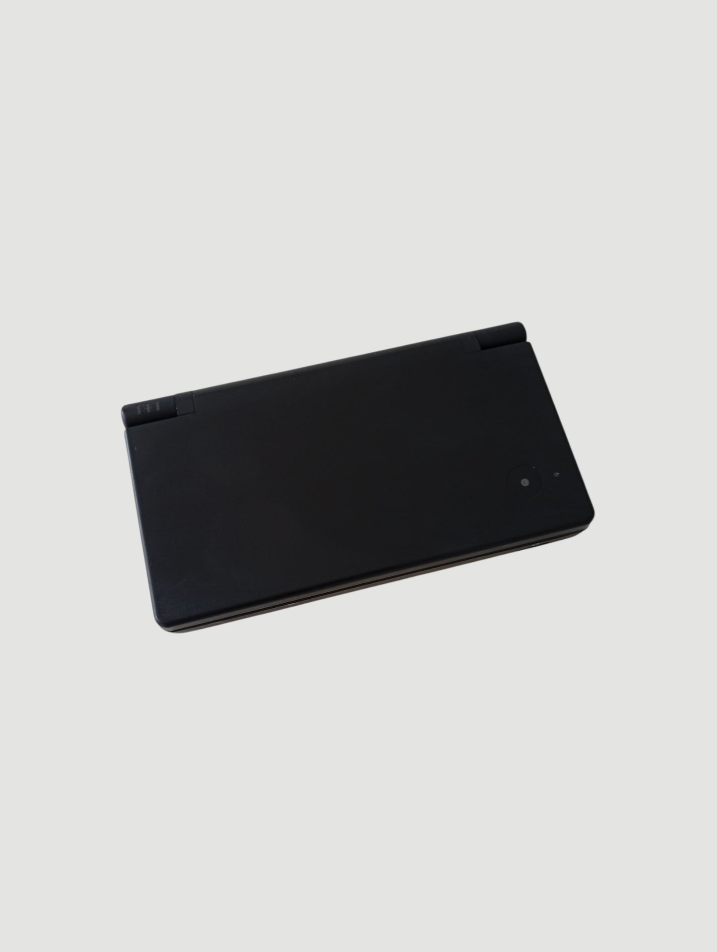 consola nintendo dsi negra liberada en micro sd 32 gb