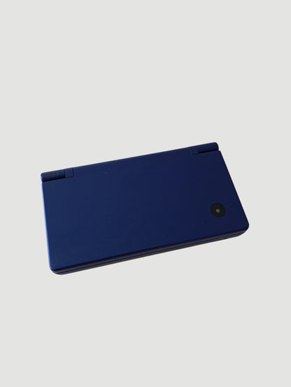 consola nintendo dsi azul metalizada liberada en micro sd 32 gb